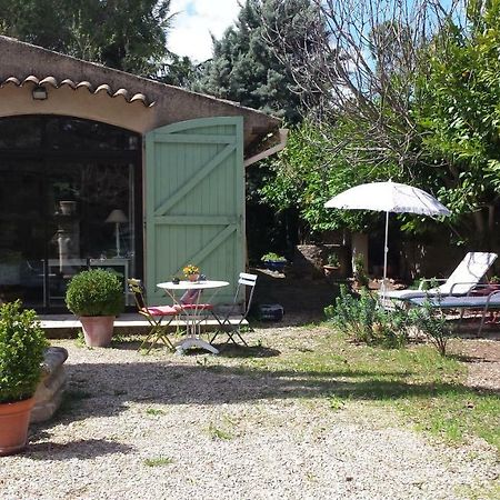 L'Oustalet Appartement La Tour-dʼAigues Buitenkant foto